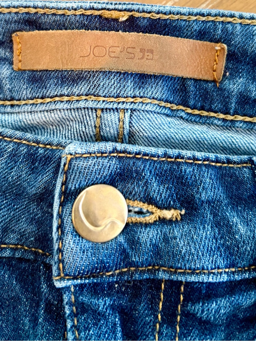Joe's The Icon Mid Rise Skinny Crop Jeans - Light Blue